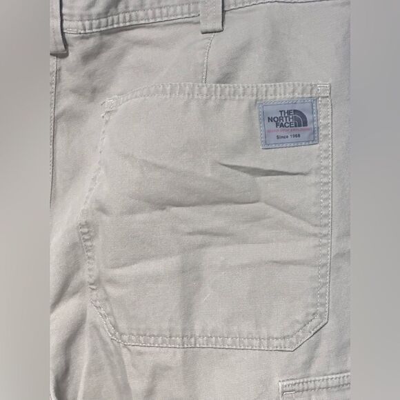 North Face Tactile Chino 34 Short Gently Used - Picture 10 of 11
